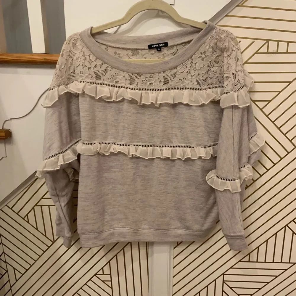 Love Sam Pullover